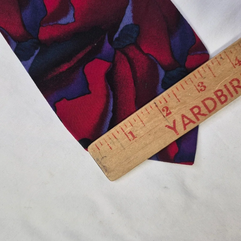 J. Garcia Silk Tie Mens Burgundy Purple Abstract Shangri-La Vintage Artistic